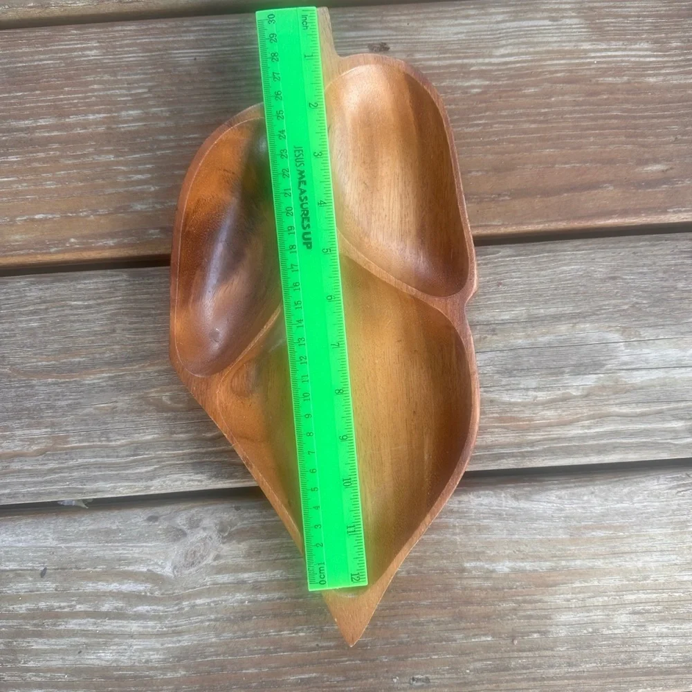 Leilani three section